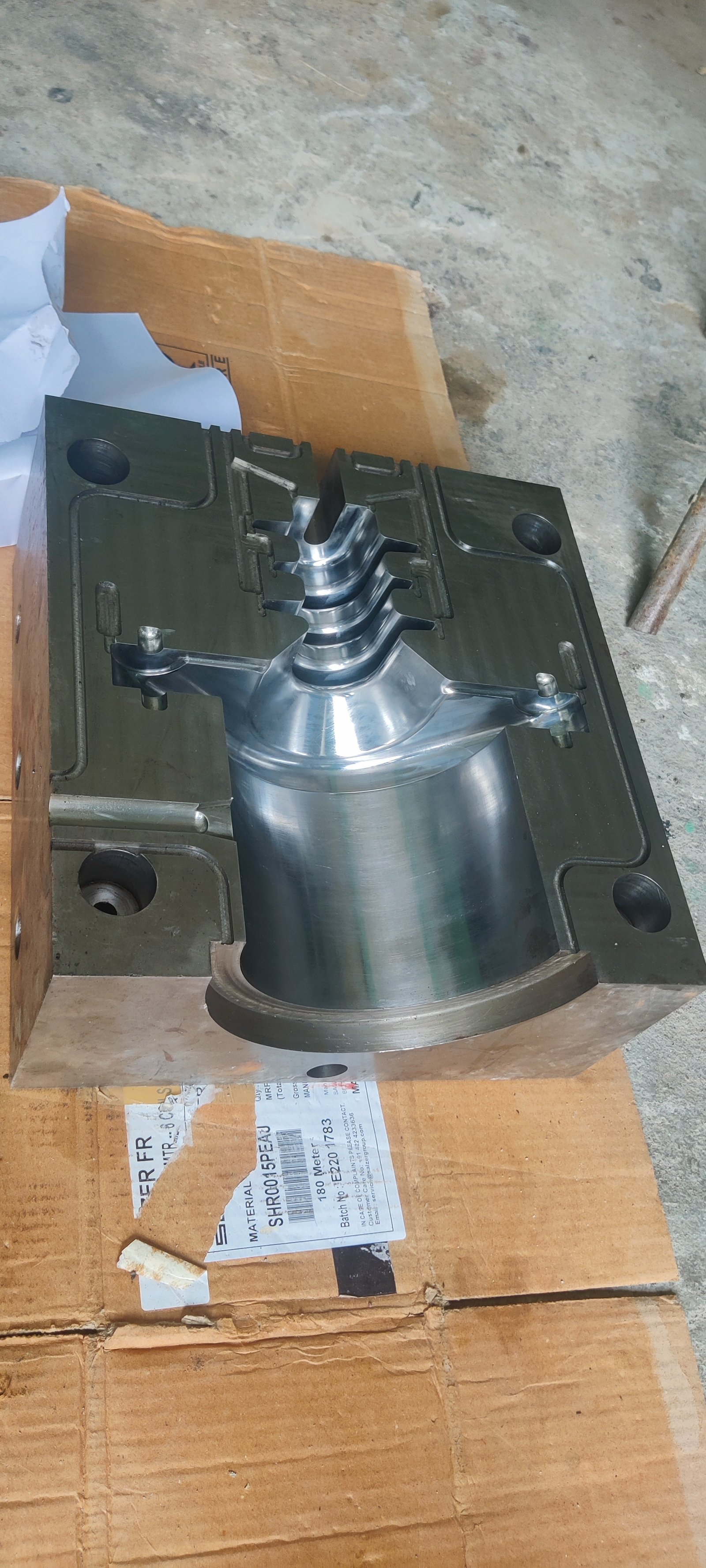Plastic Molds Cavity Sample 1